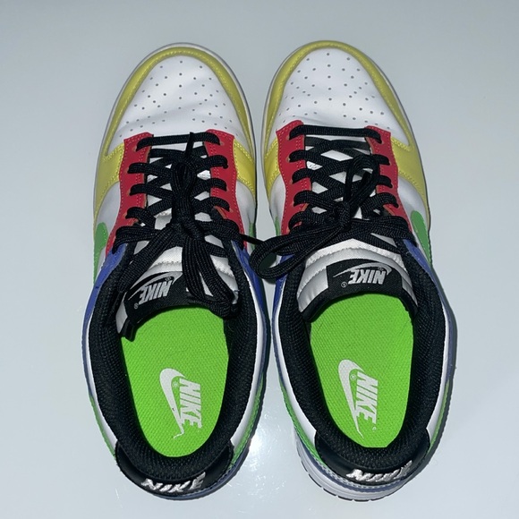 Nike green style low dunks size US M 7.5/W 9. Good condition. $100 OBO - Picture 2 of 4